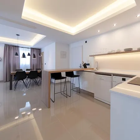 La Laguna I Luxury Apartamento